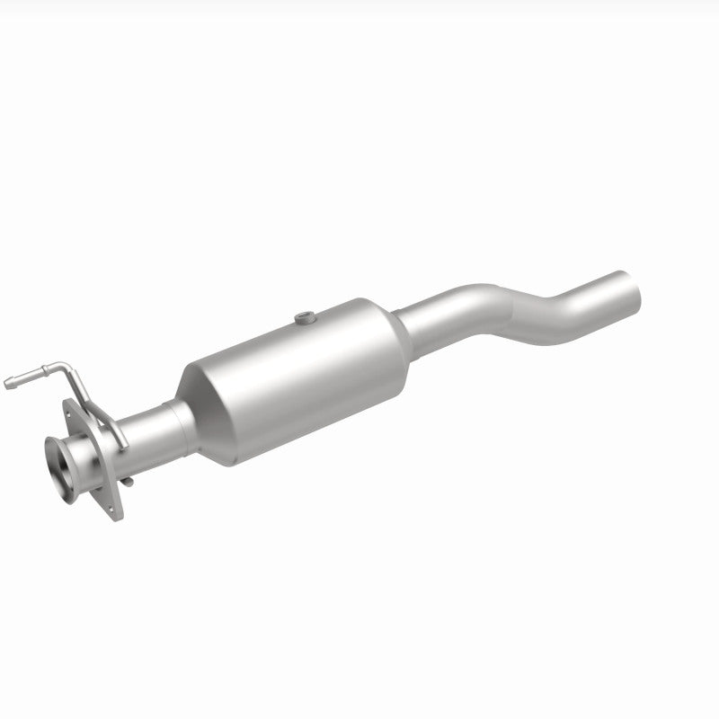 Load image into Gallery viewer, MagnaFlow 20-22 Ford F-350 Super Duty V8 7.3L Rear Underbody Direct Fit Catalytic Converter
