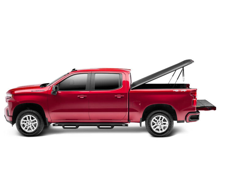 Load image into Gallery viewer, UnderCover 19-20 Chevy Silverado 1500 5.8ft SE Bed Cover - Black Textured
