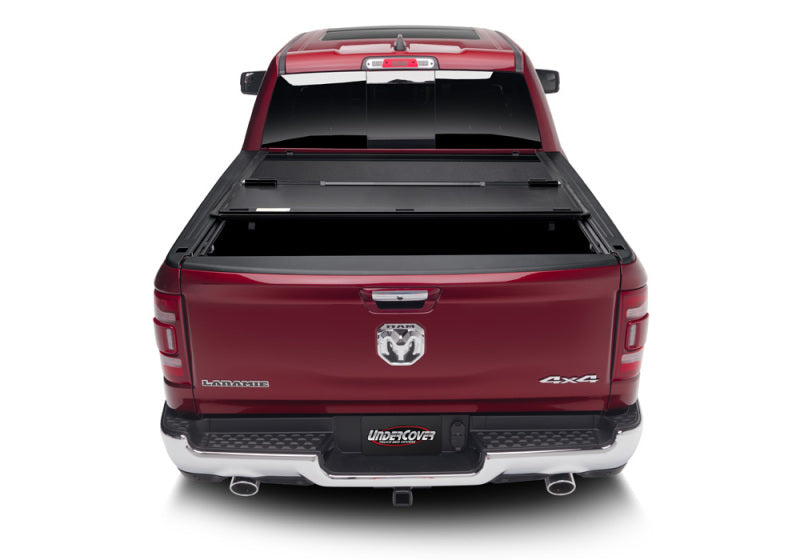 Load image into Gallery viewer, UnderCover 19-20 Ram 1500 6.4ft Armor Flex Bed Cover - Black Textured
