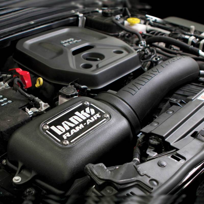 Load image into Gallery viewer, Banks Power 18-21 Jeep 2.0L Turbo Wrangler (JL) Ram-Air Intake System
