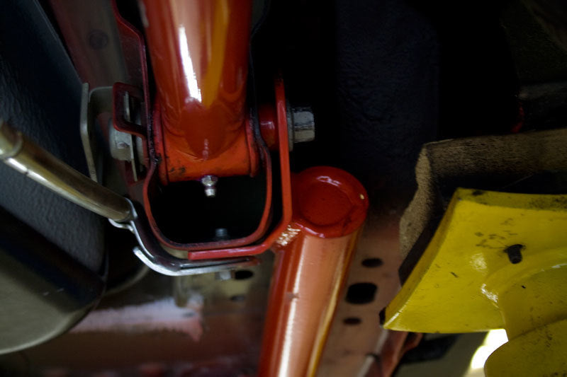 Load image into Gallery viewer, UMI Performance 05-14 Ford Mustang Subframe Connectors- Weld In
