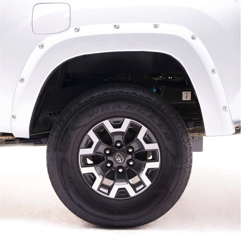 Load image into Gallery viewer, EGR 09+ Dodge Ram LD Bolt-On Look Color Match Fender Flares - Set - Bright White
