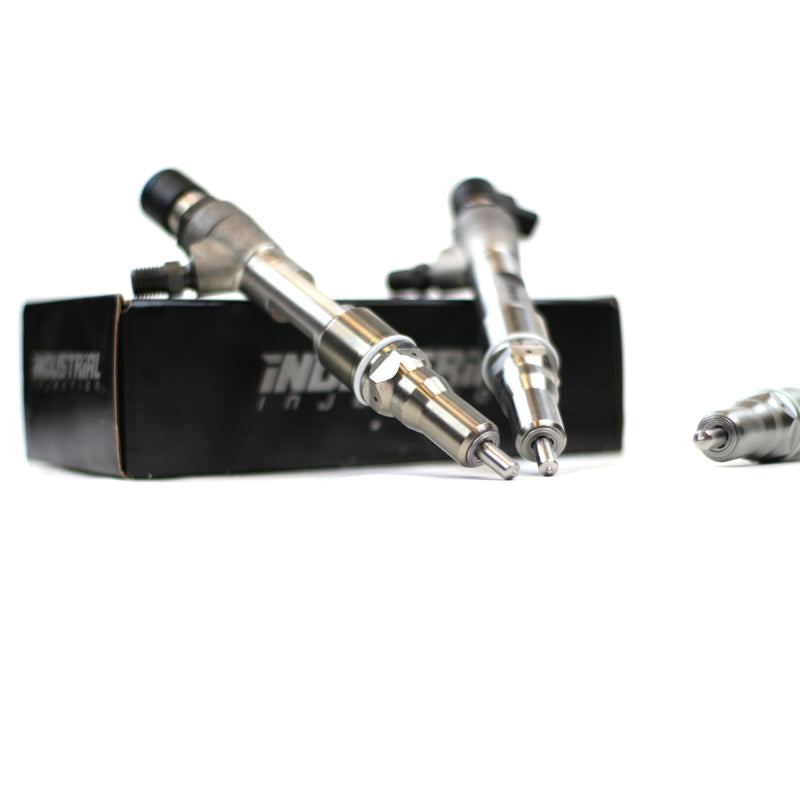 Load image into Gallery viewer, Industrial Injection 2008-2010 Ford 6.4L Stock Fuel Injector
