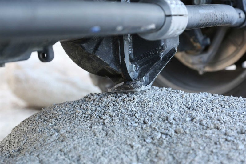 Load image into Gallery viewer, Fabtech Diff Cover Rear M210 Axle
