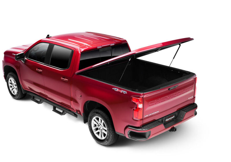 Load image into Gallery viewer, UnderCover 2019 Chevy Silverado 1500 5.8ft Lux Bed Cover - Deep Ocean Blue

