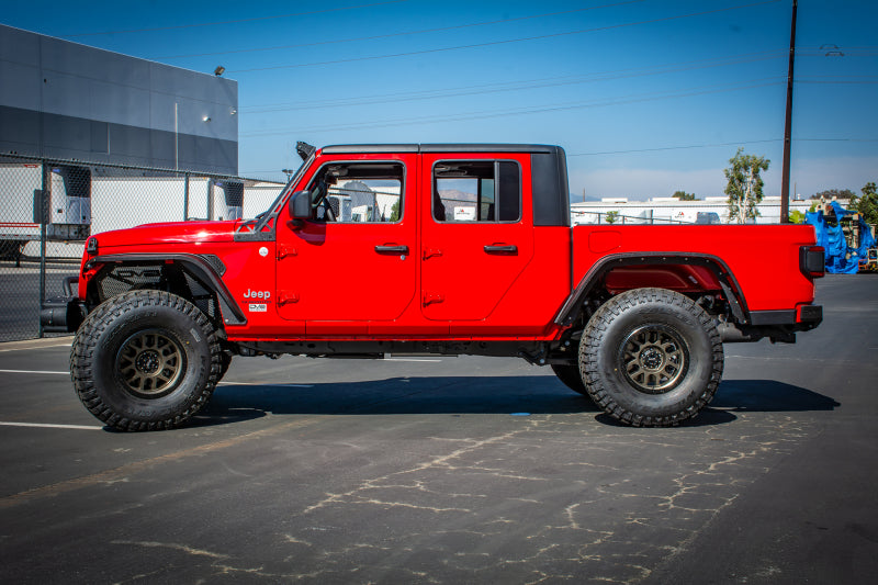 Load image into Gallery viewer, DV8 Offroad 2018+ Jeep Gladiator Rear Bumper
