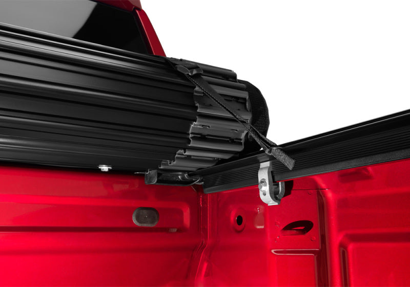 Load image into Gallery viewer, Truxedo 19-20 GMC Sierra &amp; Chevrolet Silverado 1500 (New Body) 5ft 8in Sentry Bed Cover
