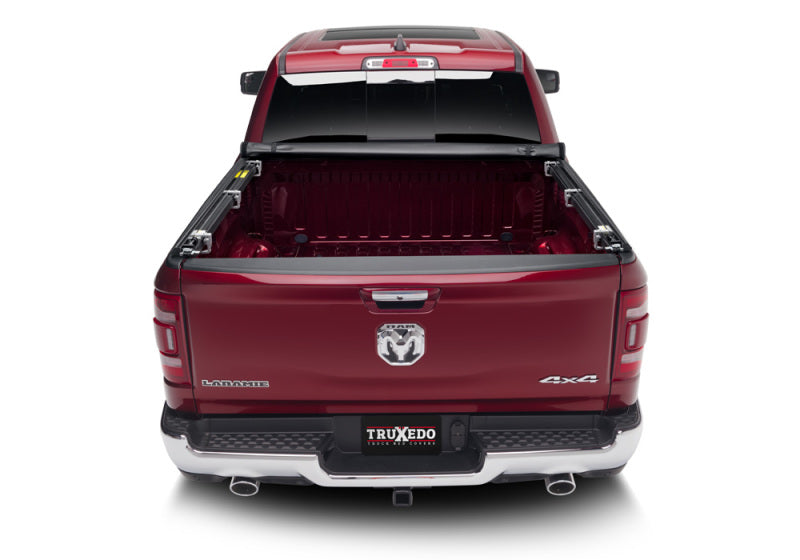 Load image into Gallery viewer, Truxedo 19-20 Ram 1500 (New Body) w/RamBox 5ft 7in TruXport Bed Cover
