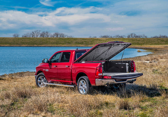 UnderCover 09-18 Ram 1500 (w/o Rambox) (19 Classic) 5.7ft Elite LX Bed Cover - Brilliant Black