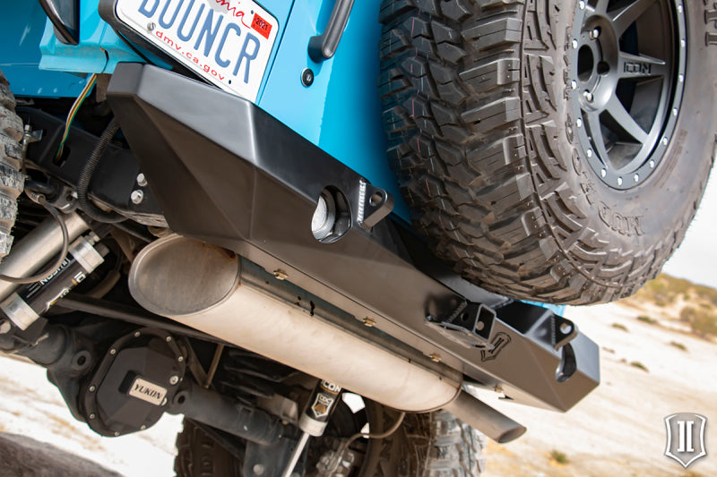 Load image into Gallery viewer, ICON 07-18 Jeep Wrangler JK Pro Series 2 Rear Bumper w/Hitch/Tabs
