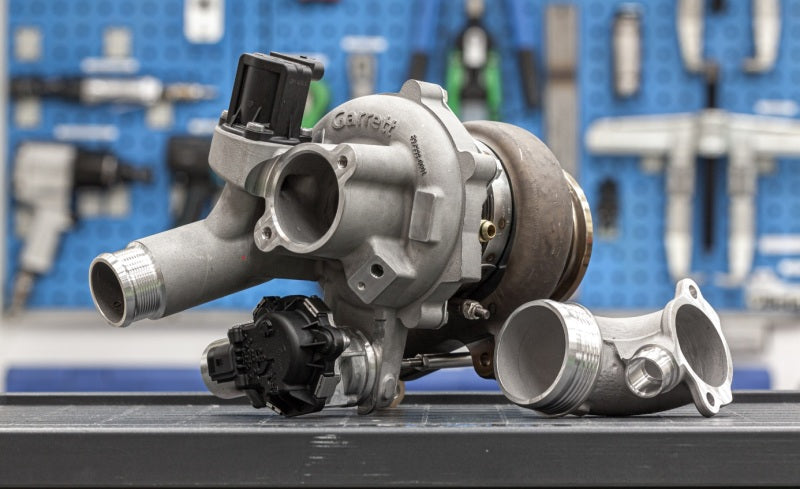 Load image into Gallery viewer, Garrett PowerMax Turbocharger 14-18 VW / Audi 2.0L TSI MK7 Stage 2 Upgrade Kit
