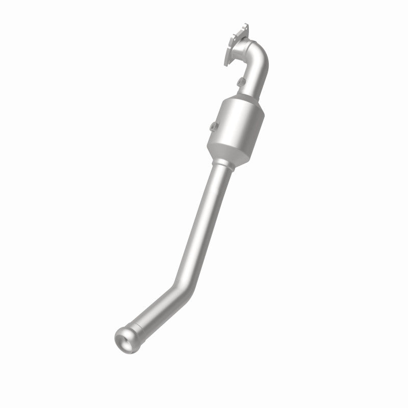 Load image into Gallery viewer, MagnaFlow Converter Direct Fit 13-18 Dodge Durango 3.6L V6 / 13-18 Jeep Grand Cherokee 3.6L V6
