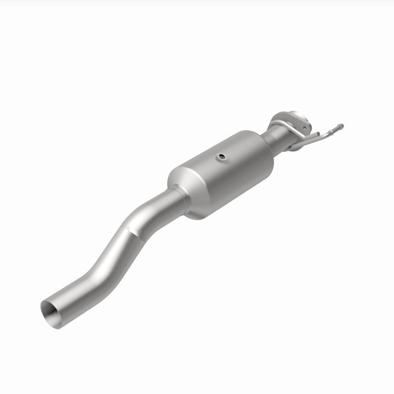 Load image into Gallery viewer, MagnaFlow 20-22 Ford F-350 Super Duty V8 7.3L Rear Underbody Direct Fit Catalytic Converter
