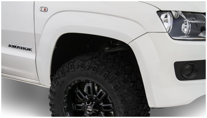 Load image into Gallery viewer, Bushwacker 11-18 Volkswagen Amarok Pocket Style Flares 2pc - Black
