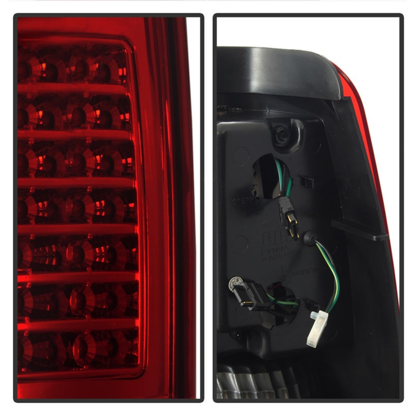 Load image into Gallery viewer, xTune 03-06 Chevrolet Silverado 1500/2500HD LED Tail Lights - Red Clear (ALT-JH-CSIL03-CS-RC)
