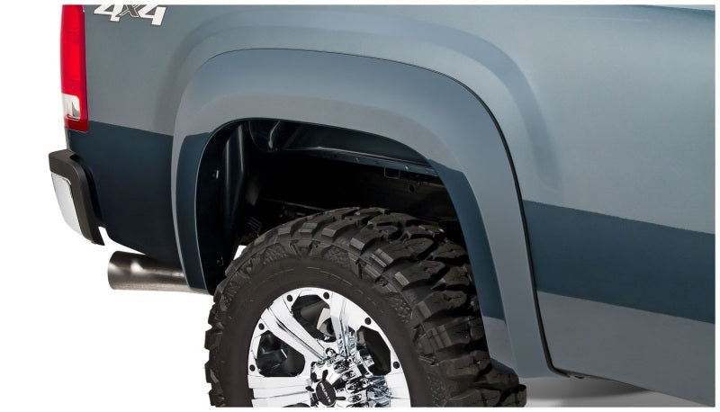 Load image into Gallery viewer, Bushwacker 07-13 GMC Sierra 1500 Fleetside Extend-A-Fender Style Flares 2pc 69.3in Bed - Black
