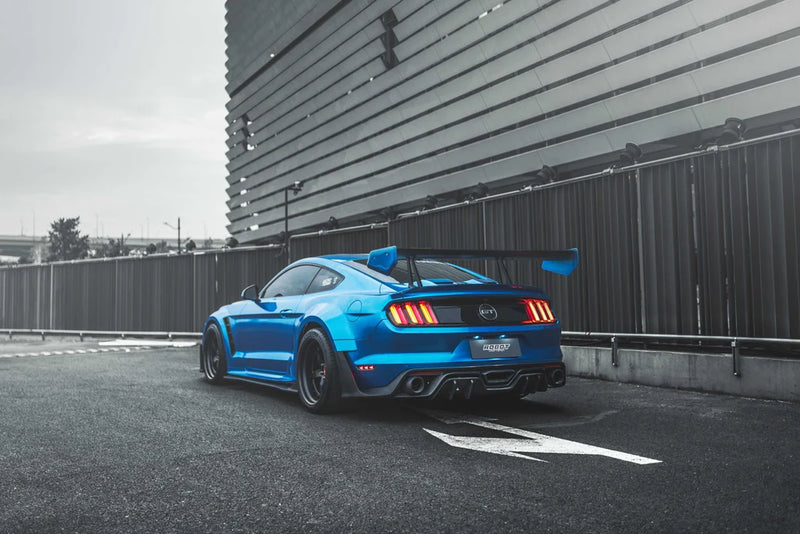 Load image into Gallery viewer, ROBOT CRAFTSMAN "Cavalier" Widebody Kit For Mustang S550.1 2015-2017 Carbon Fiber
