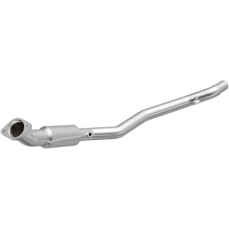 Load image into Gallery viewer, MagnaFlow 07-10 Dodge Charger 3.5L CARB Compliant Direct Fit Catalytic Converter
