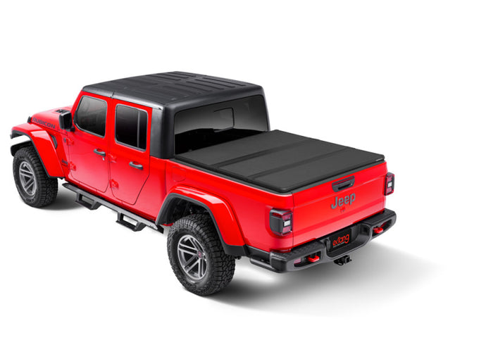 Extang 2020 Jeep Gladiator (JT) (w/Rail System) Solid Fold 2.0