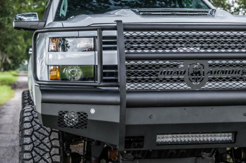 Load image into Gallery viewer, Road Armor 15-19 Chevy 2500 Vaquero Front Bumper Full Guard - Tex Blk
