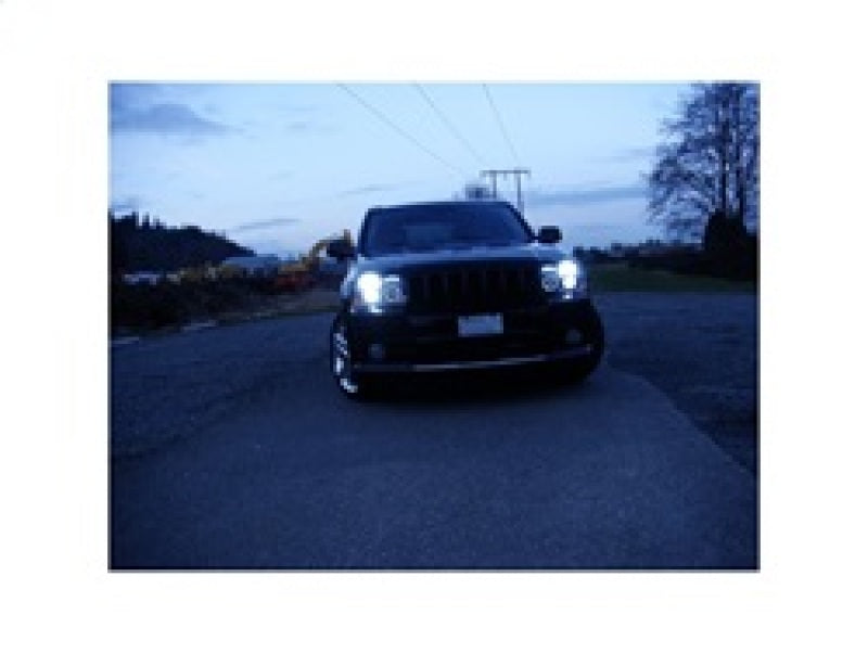 Load image into Gallery viewer, Spyder Jeep Grand Cherokee 05-07 Projector Headlights LED Halo LED Blk Low 9006 PRO-YD-JGC05-HL-BK
