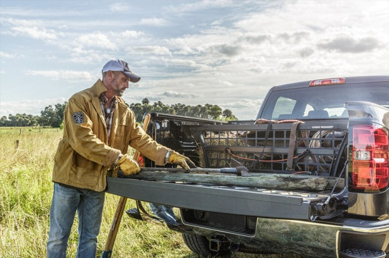 Load image into Gallery viewer, Roll-N-Lock 07-13 Chevy Silverado/Sierra LB 96-1/4in Cargo Manager
