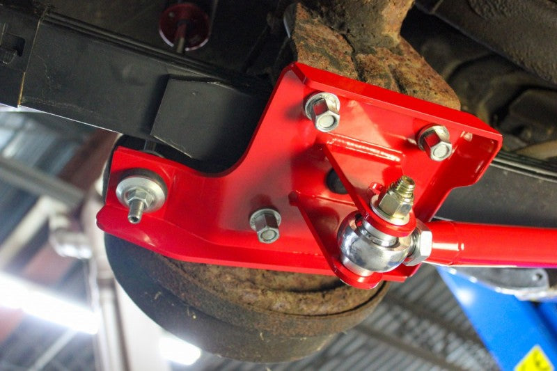 Load image into Gallery viewer, UMI Performance 70-81 GM F-Body Leaf Spring Traction Bars with Mounts
