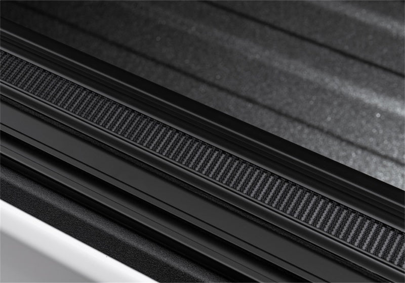 Load image into Gallery viewer, Truxedo 2020 Jeep Gladiator 5ft Sentry CT Bed Cover
