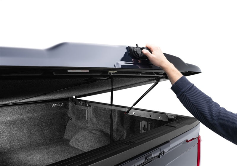 Load image into Gallery viewer, UnderCover 2021 Ford F-150 Crew Cab 5.5ft Elite LX Bed Cover - Code Orange
