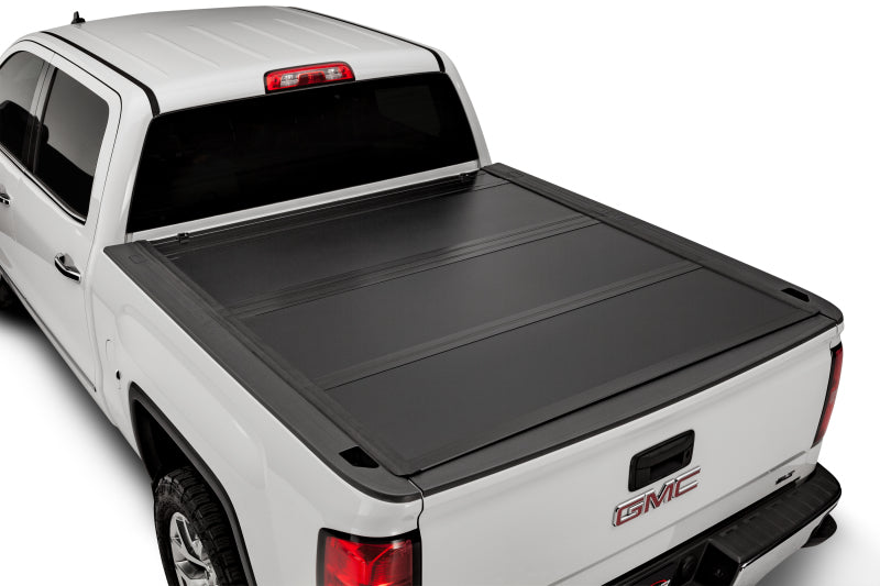 Load image into Gallery viewer, UnderCover 19-20 Chevy Silverado 1500 6.5ft Ultra Flex Bed Cover - Matte Black Finish
