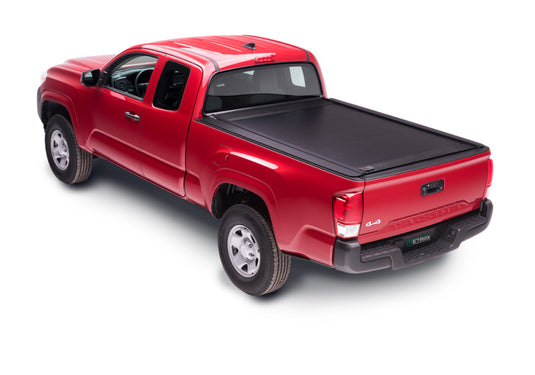 Retrax 2022+ Toyota Tundra CrewMax 5.5ft Bed w/Rail System (Excl Trail Special Edition) RetraxONE MX