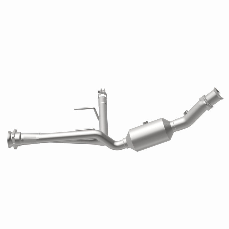 Load image into Gallery viewer, MagnaFlow 18-20 Ford F-150 V6 3.3L Right Underbody Direct-Fit Catalytic Converter
