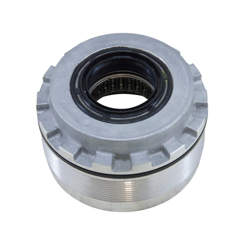 Load image into Gallery viewer, Yukon Gear Left Hand Carrier Bearing Adjuster For 9.25in GM IFS
