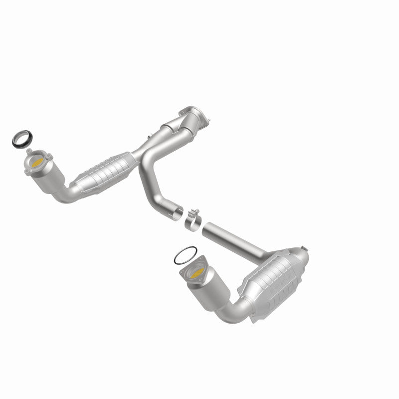 Load image into Gallery viewer, MagnaFlow Conv DF 99-00 Chevy Pickups 4.3L
