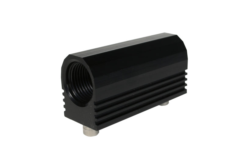 Load image into Gallery viewer, Aeromotive 96-04 Ford 4.6 L Fuel Rail Pressure Sensor Adapter Log (-08 AN inlet / outlet)
