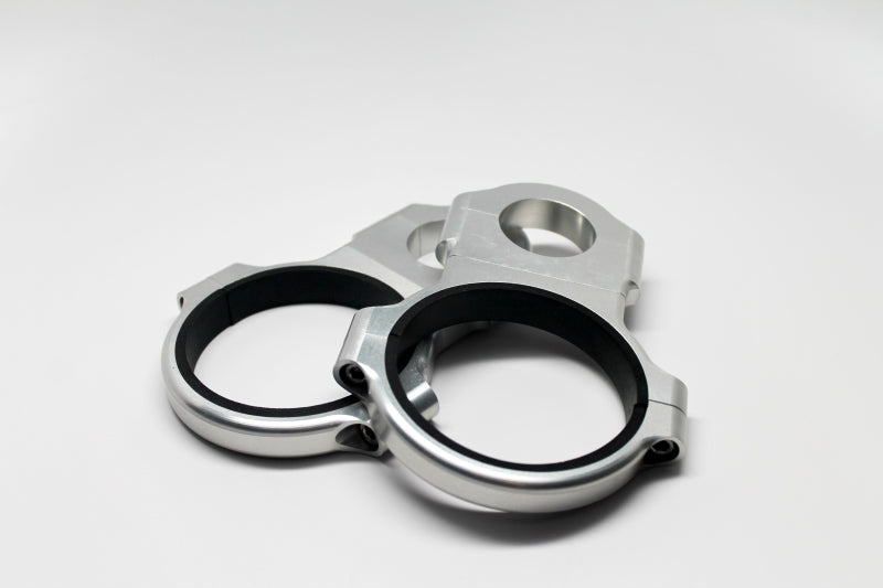 Load image into Gallery viewer, Fuelab Cage Mount Fuel Pump &amp; Filter Combo Billet Bracket Set - (1) Pump Bracket (1) Filter Bracket
