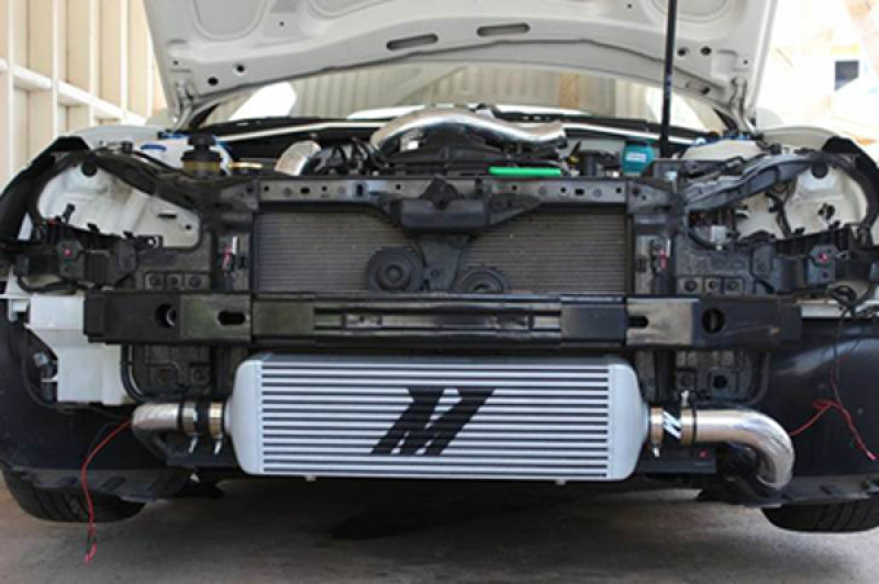 Load image into Gallery viewer, Mishimoto Universal Intercooler - J-Line
