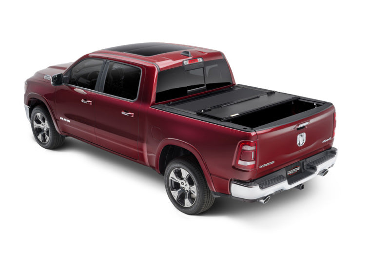Load image into Gallery viewer, UnderCover 19-20 Ram 1500 6.4ft Armor Flex Bed Cover - Black Textured
