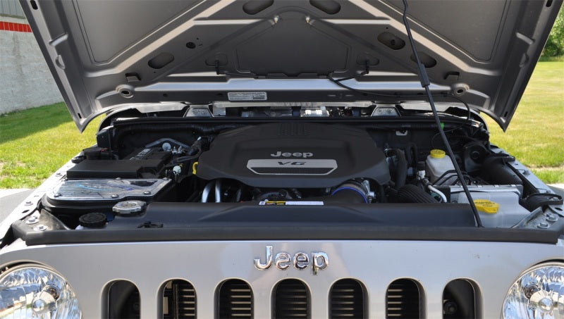 Load image into Gallery viewer, Volant 12-13 Jeep Wrangler 3.6L V6 PowerCore Closed Box Air Intake System
