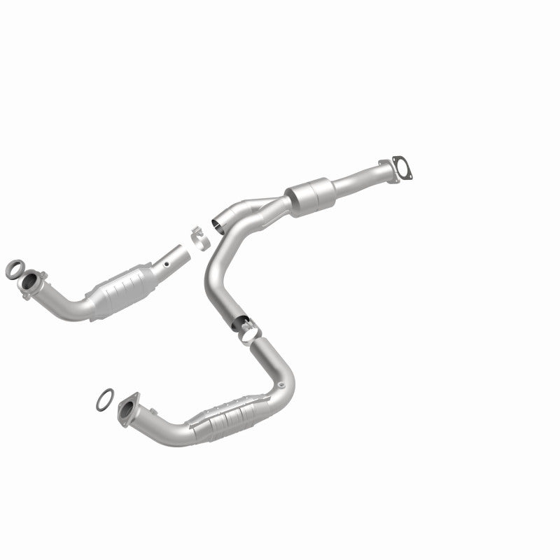 Load image into Gallery viewer, Magnaflow Conv DF 2011-2012 EXPRESS 2500 6.0L 6.0L Underbody
