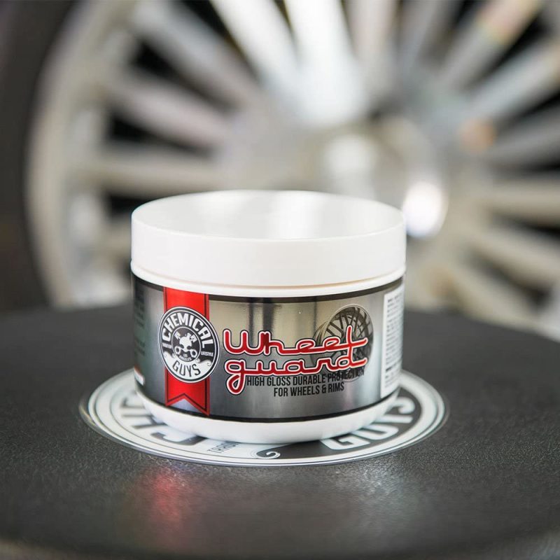 Load image into Gallery viewer, Chemical Guys Wheel Guard &amp; Rim Wax - 8oz
