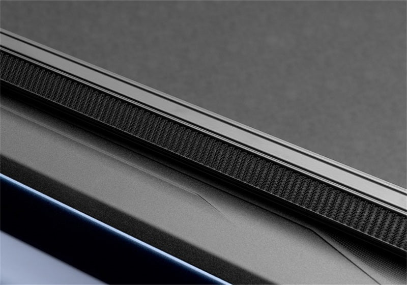 Load image into Gallery viewer, Truxedo 2020 GMC Sierra &amp; Chevrolet Silverado 2500HD &amp; 3500HD 6ft 9in TruXport Bed Cover
