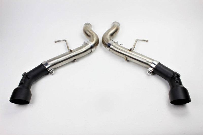 Load image into Gallery viewer, Mishimoto 2016+ Chevrolet Camaro SS Dual-Tip Race Axle-Back Exhaust w/ Black Tips

