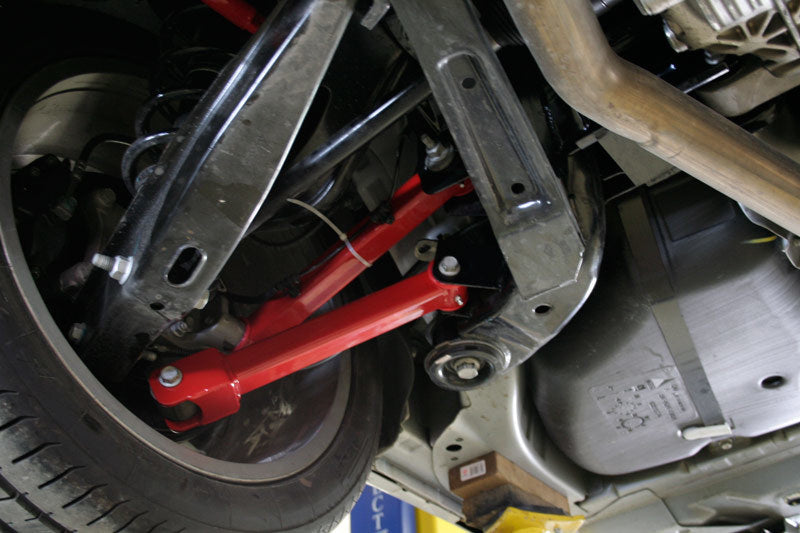 Load image into Gallery viewer, UMI Performance 08-09 Pontiac G8 10-14 Camaro Rear Suspension Kit
