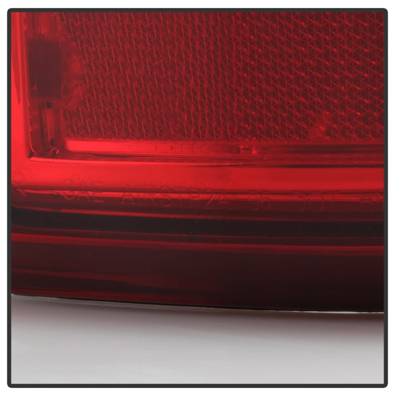 Load image into Gallery viewer, xTune Chevy Silverado 1500/2500/3500 99-02 LED Tail Lights Red Clear ALT-ON-CS99-LED-RC
