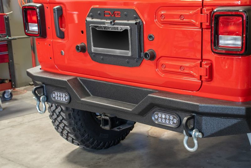 Load image into Gallery viewer, DV8 Offroad 2018+ Jeep Wrangler JL Spare Tire Delete Kit
