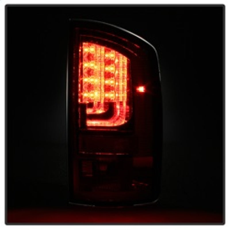 Load image into Gallery viewer, Spyder Dodge Ram 02-06 1500 Version 2 LED Tail Light - Red Clear ALT-YD-DRAM02V2-LED-RC
