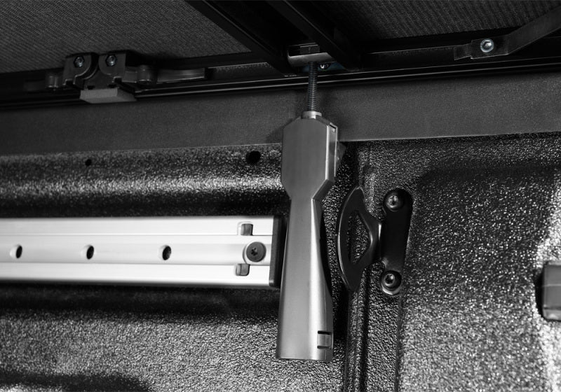 Load image into Gallery viewer, Extang 2022+ Ford Maverick (4ft 6in) Trifecta 2.0
