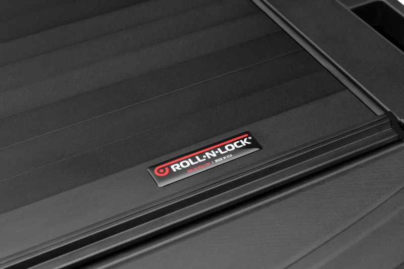 Load image into Gallery viewer, Roll-N-Lock 15-18 Ford F-150 XSB 65-5/8in A-Series Retractable Tonneau Cover
