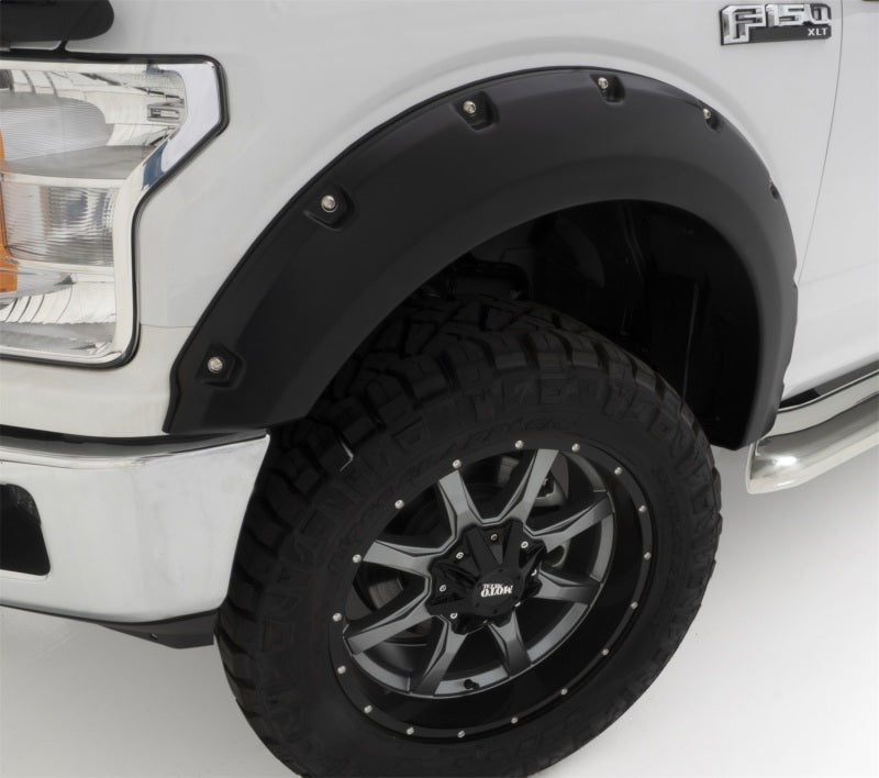 Load image into Gallery viewer, Bushwacker 18-19 Ford F-150 Pocket Style Flares 4 pc - Oxford White
